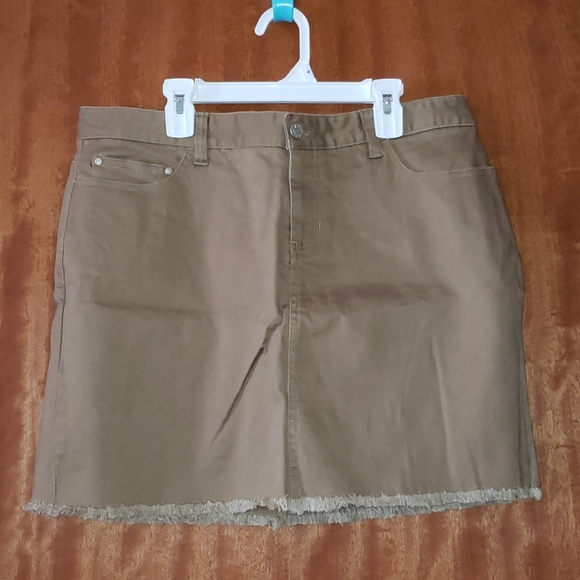 Worn once! Awesome Tan Jean Skirt - Picture 1 of 4